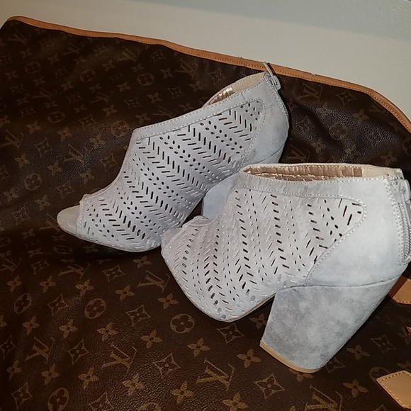 Sude open toe heel booties - Picture 3 of 3